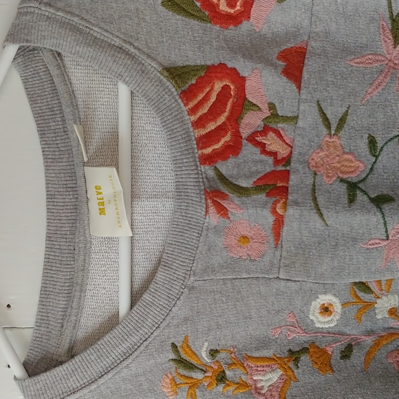 Anthropologie Maeve Marcie Embroidered Sweatshirt SZ M - Picture 3 of 9